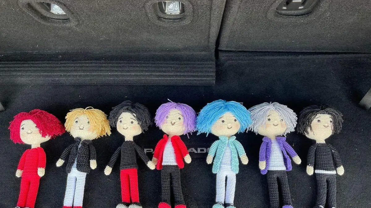 amigurumis de BTS y otros personajes